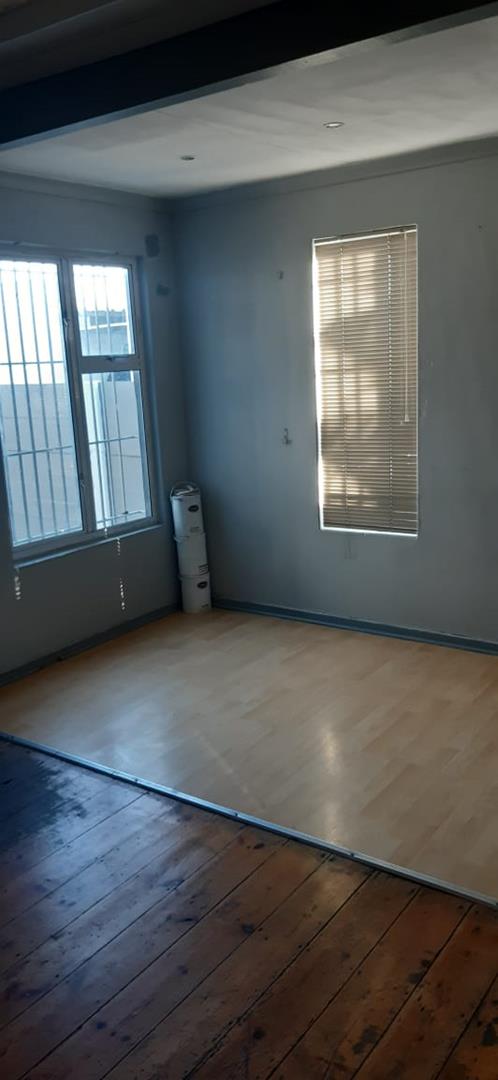 4 Bedroom Property for Sale in Brooklyn Western Cape